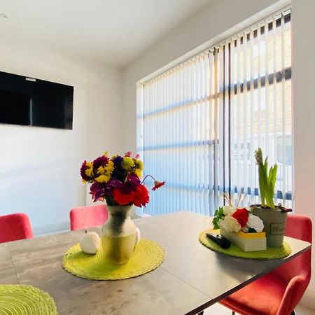 Shadwell - Walking Distance To Tower Bridge, Two Stations In Close Proximity London Exteriör bild